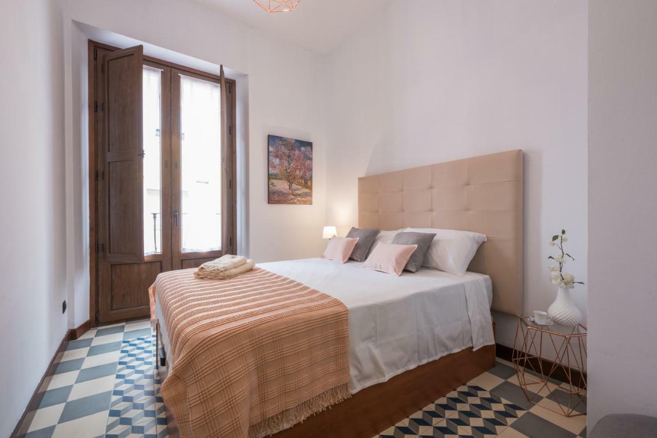 Apartamento El Carmen Málaga Esterno foto